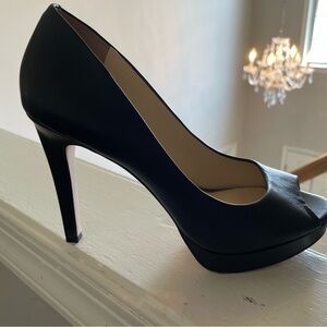 Jessica Simpson heels worn twice